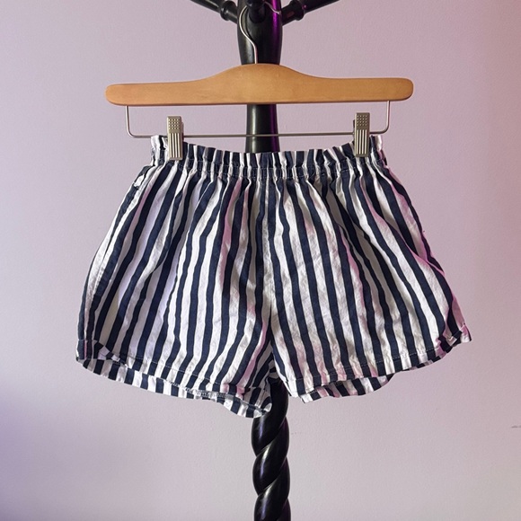 Pants - Striped Navy and White Shorts